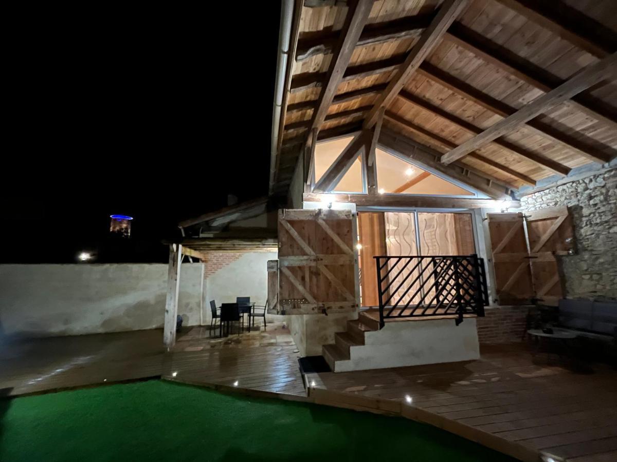 Gite Le Jardin Secret Et Gite Au Temps Suspendu Montpezat  Kültér fotó